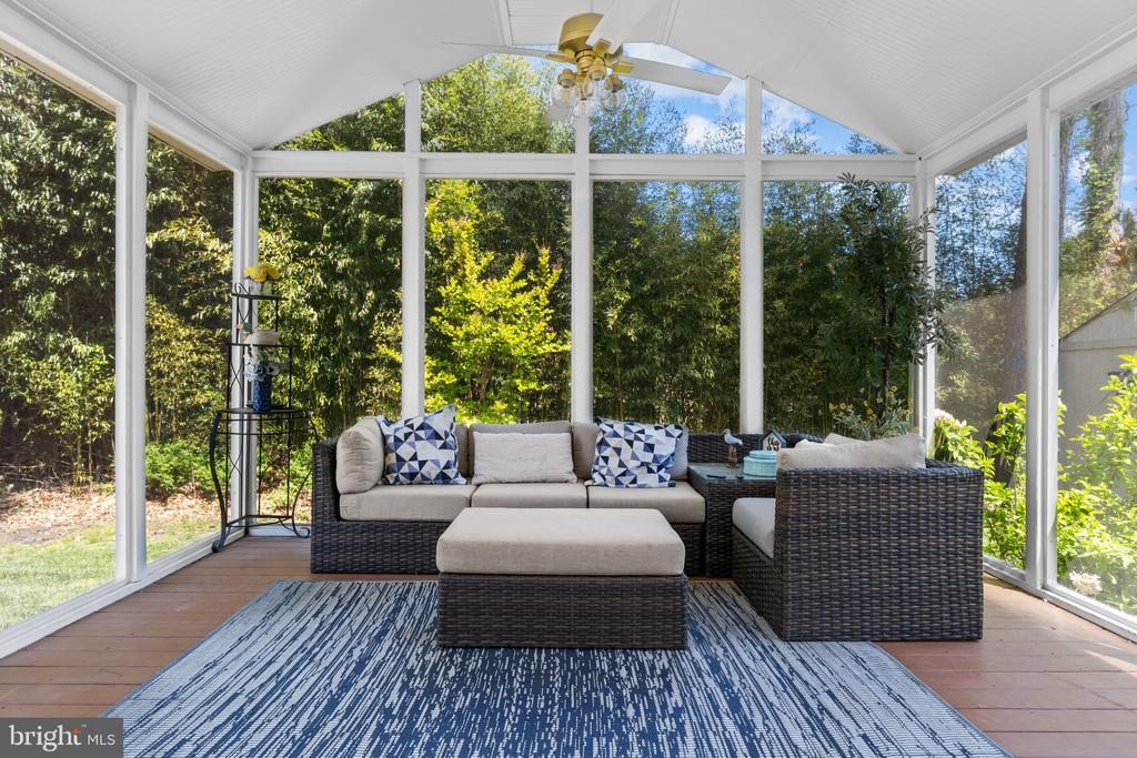 27 SEABROOK ROAD