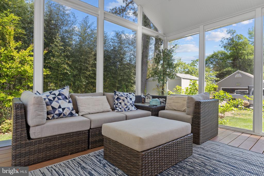 27 SEABROOK ROAD