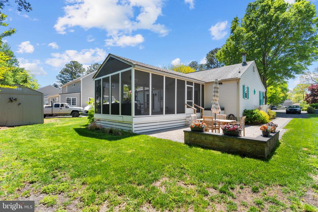 27 SEABROOK ROAD
