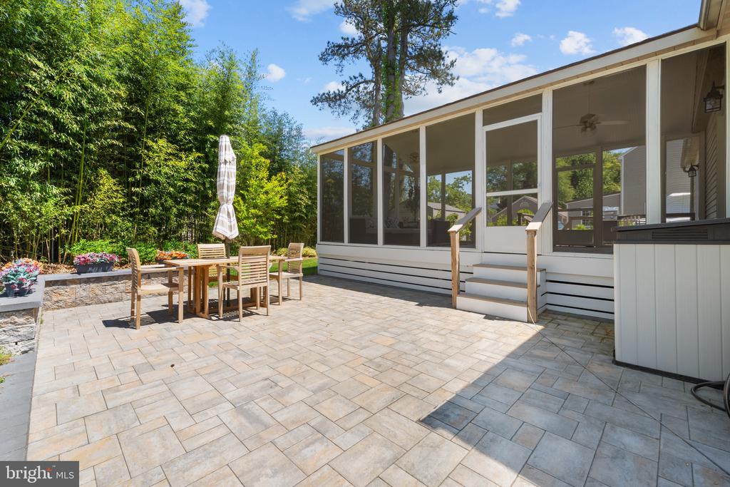 27 SEABROOK ROAD
