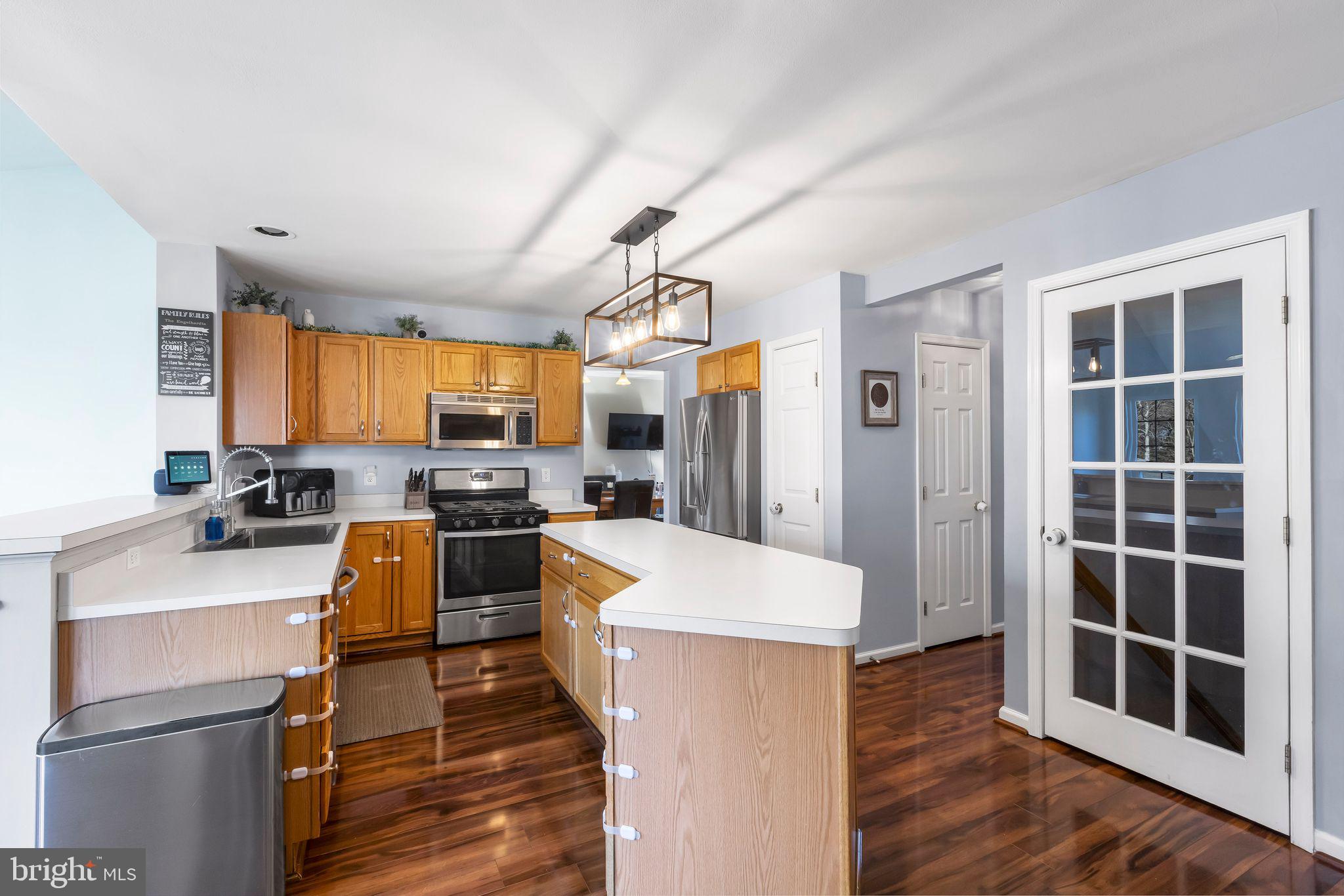 316 SUBURBAN DRIVE