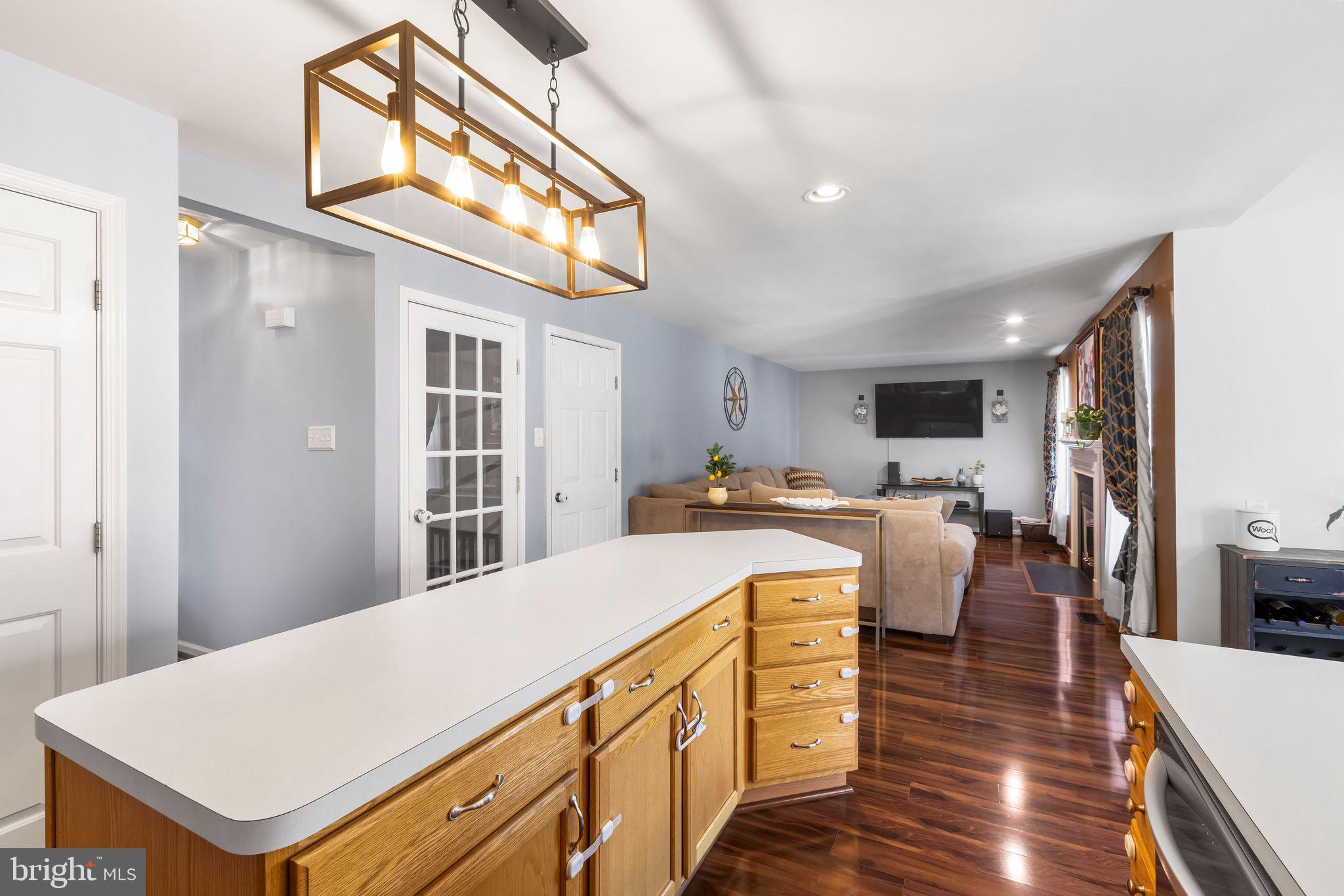 316 SUBURBAN DRIVE