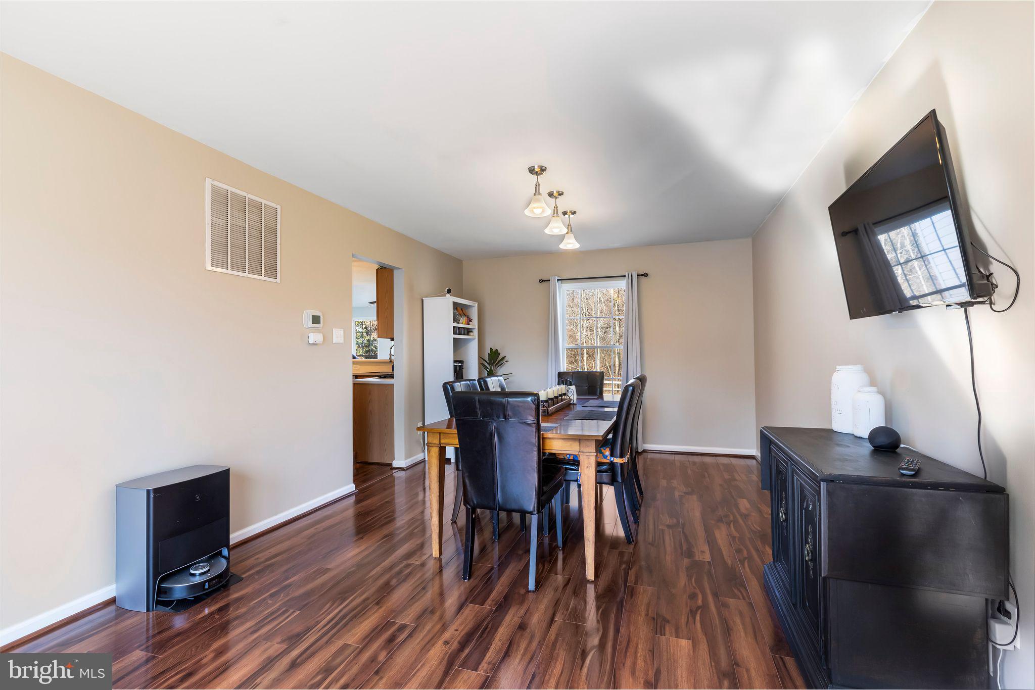 316 SUBURBAN DRIVE
