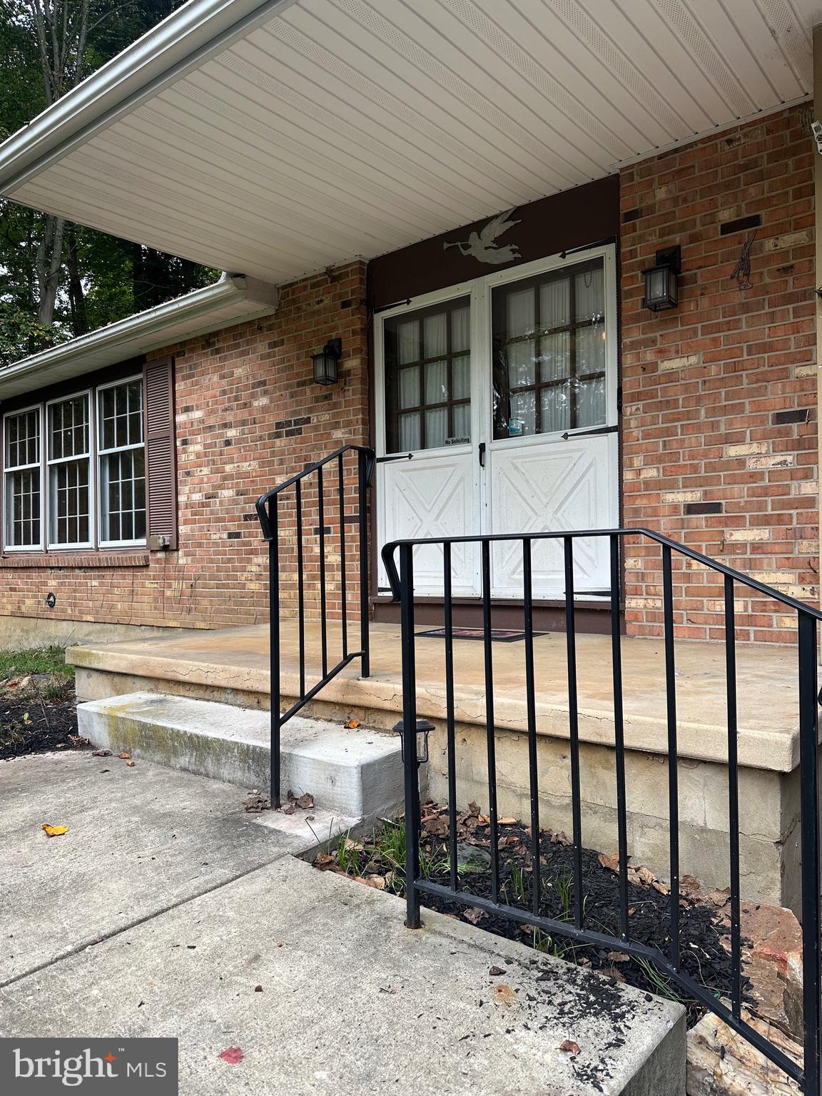 113 RHETT COURT