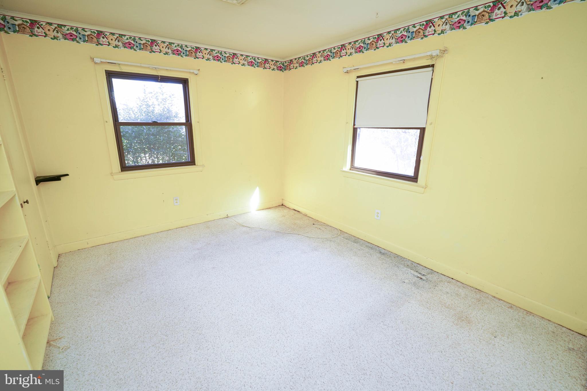 1403 WHITTIER DRIVE