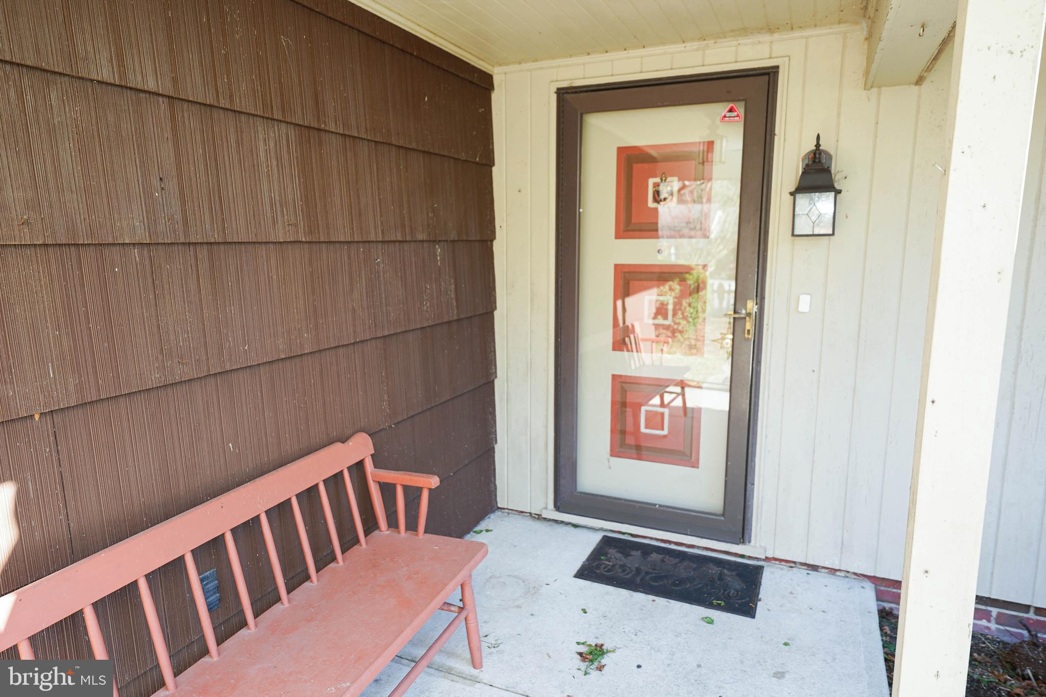 1403 WHITTIER DRIVE