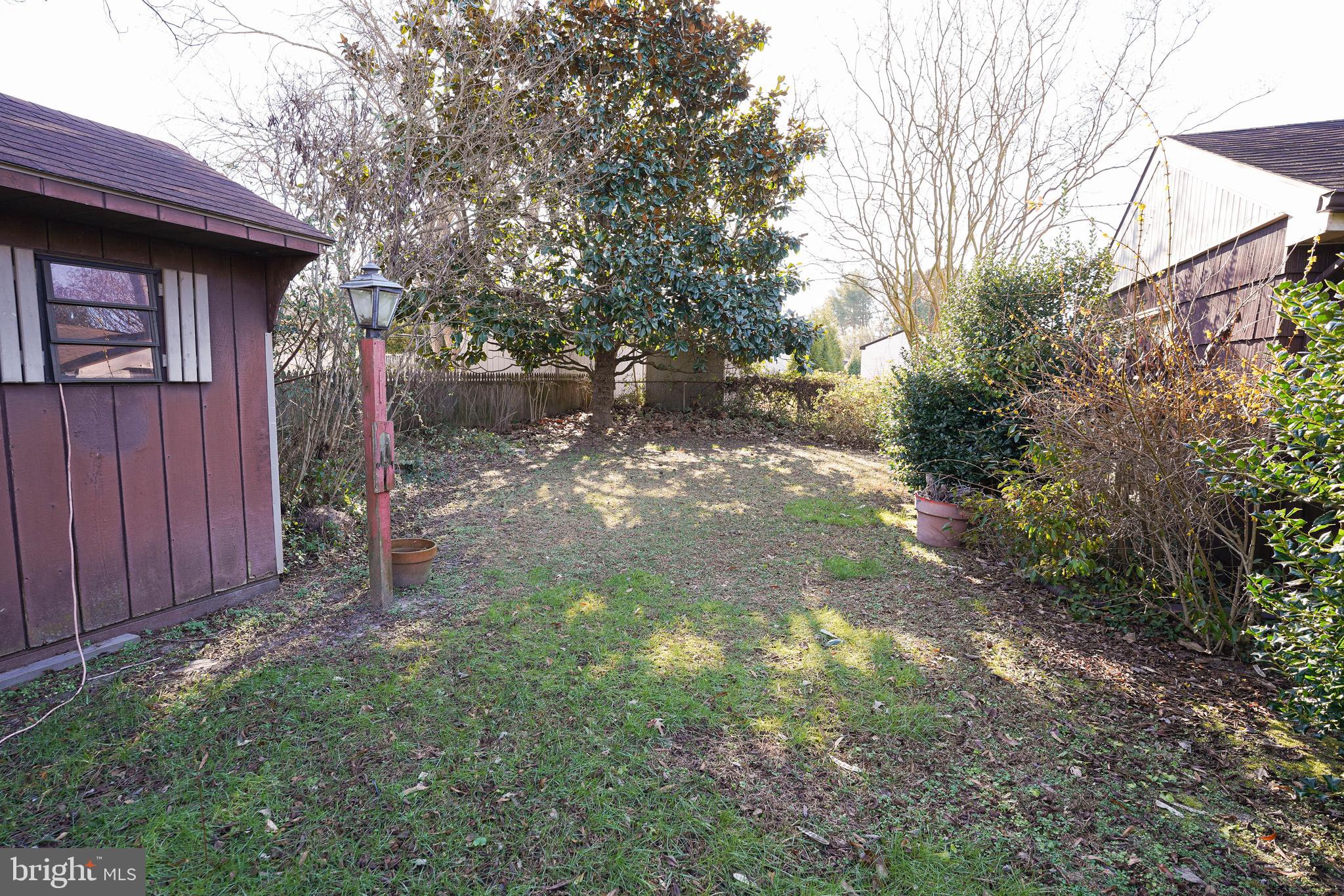 1403 WHITTIER DRIVE