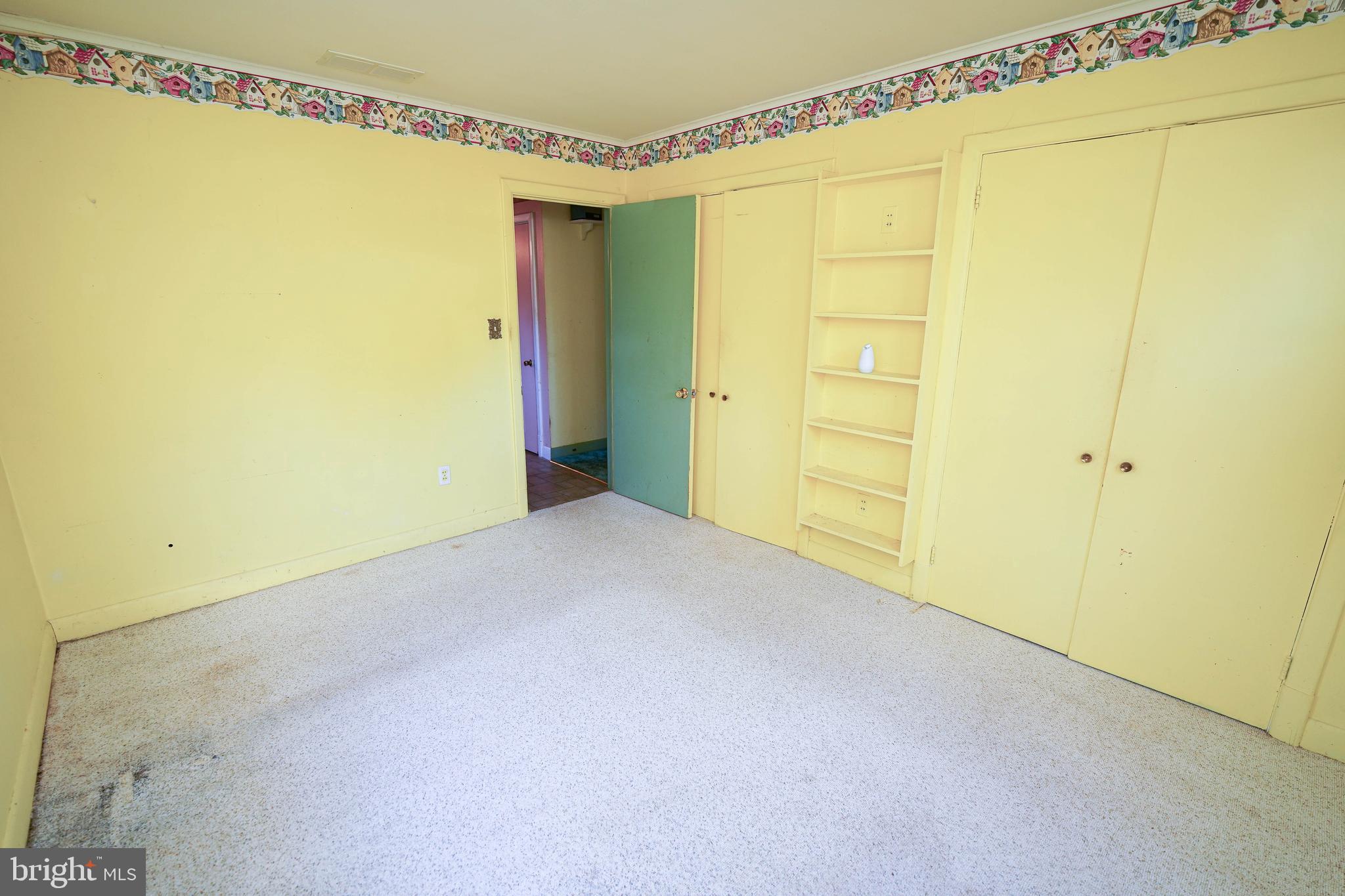 1403 WHITTIER DRIVE