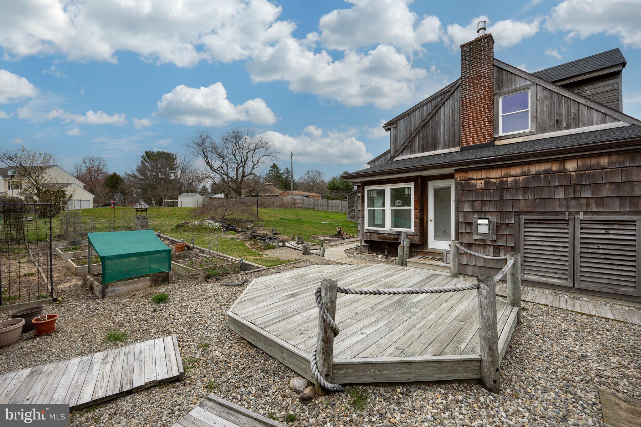2845 STRASBURG ROAD
