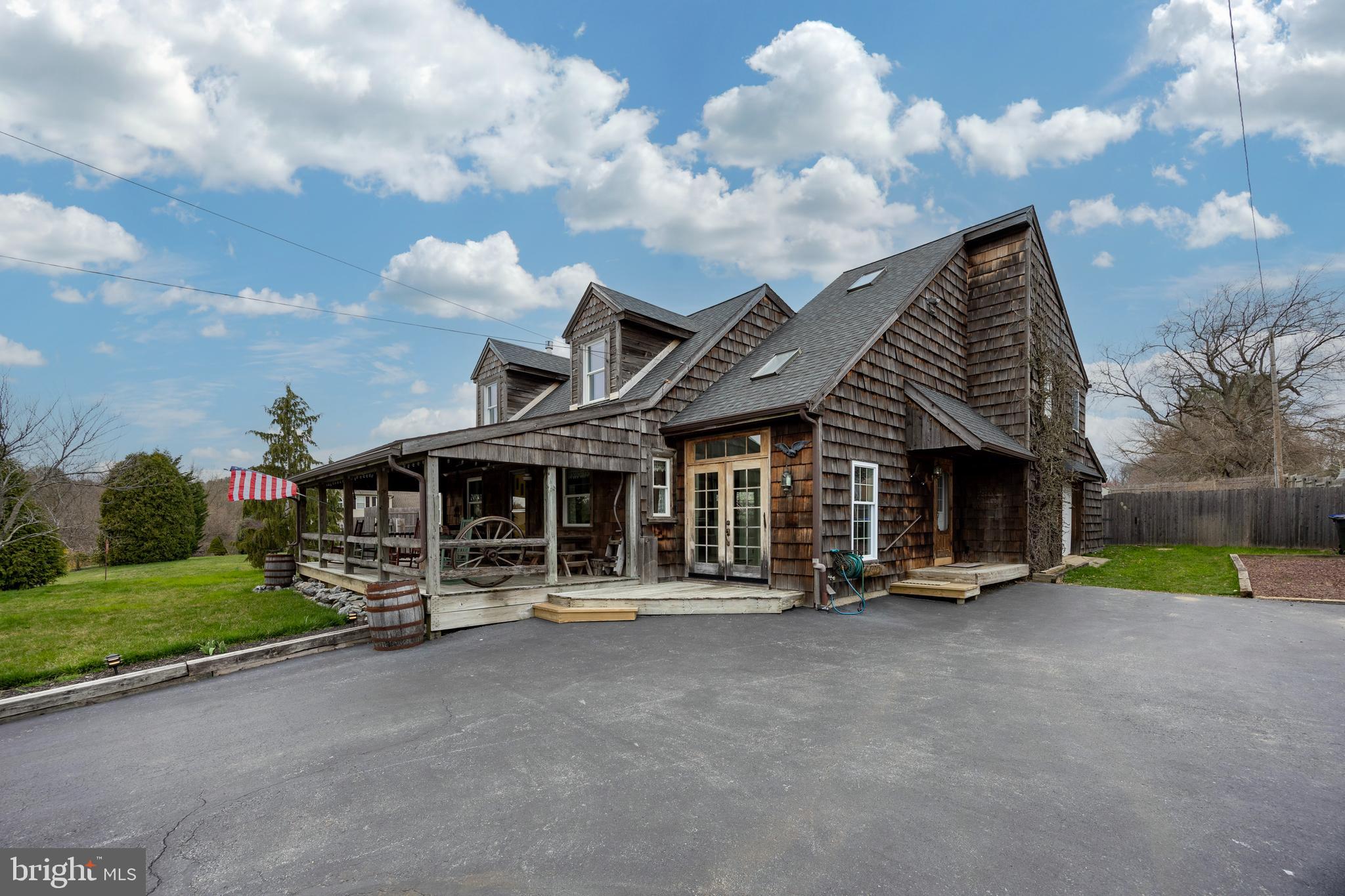 2845 STRASBURG ROAD