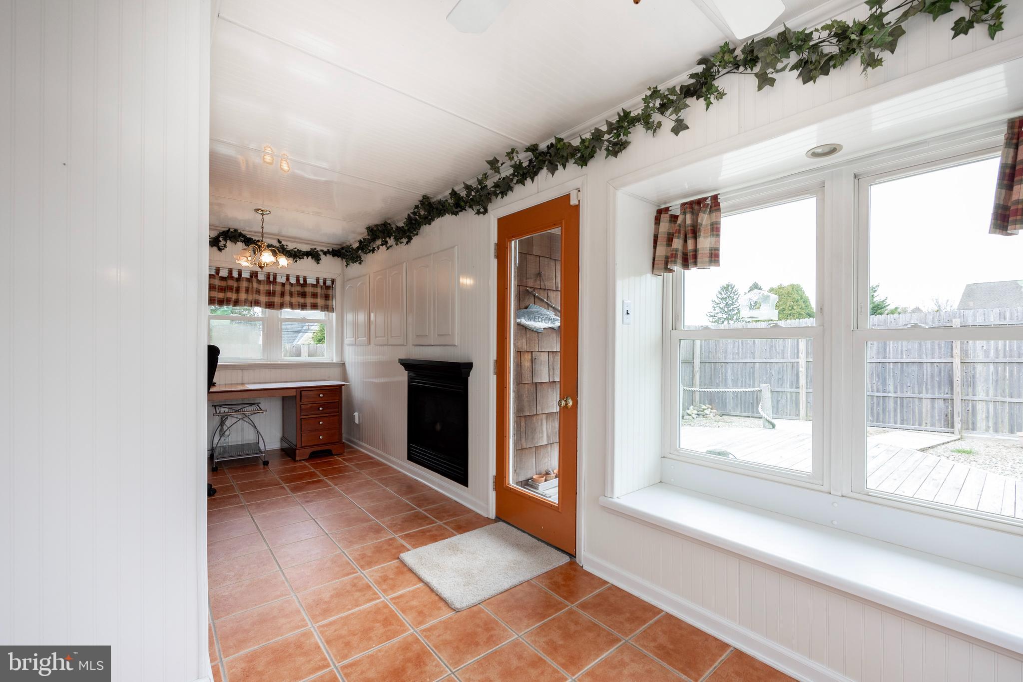 2845 STRASBURG ROAD