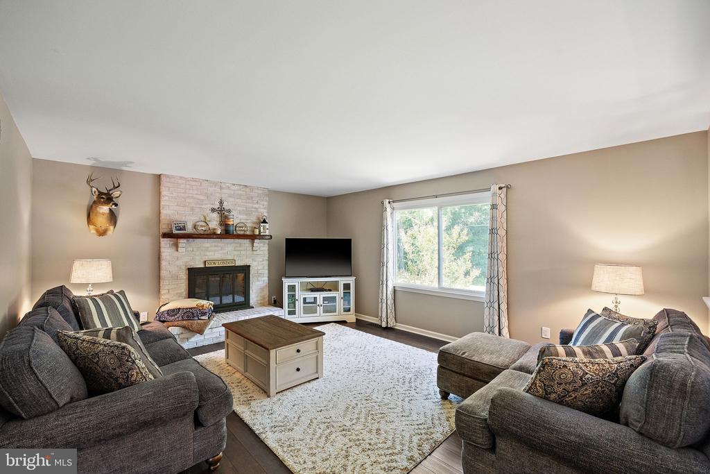 15 FARMINGTON CIRCLE