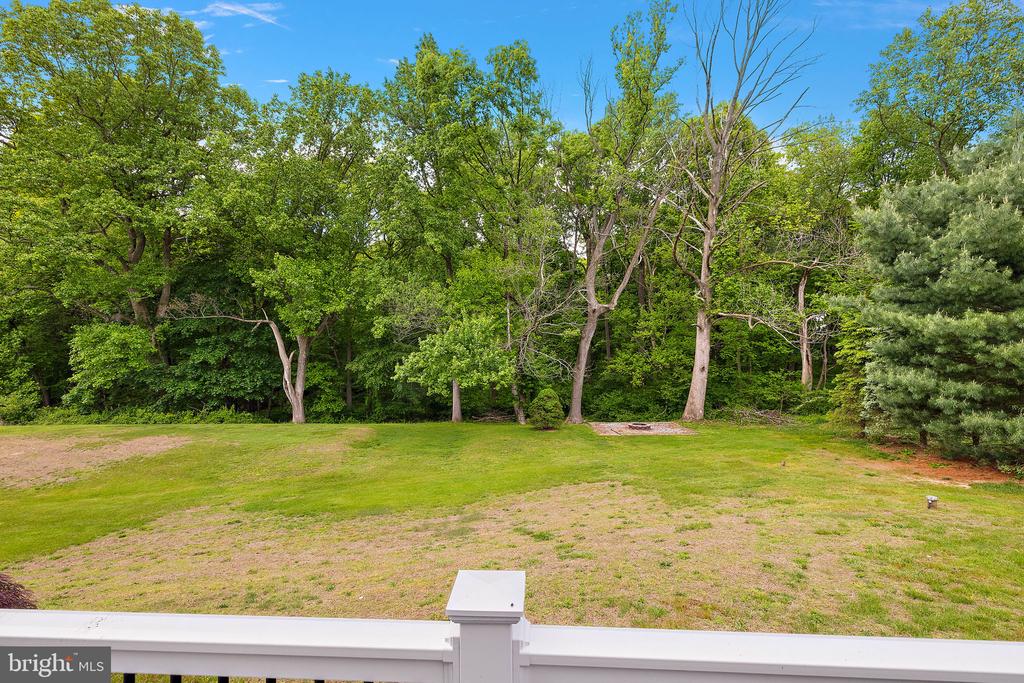 15 FARMINGTON CIRCLE