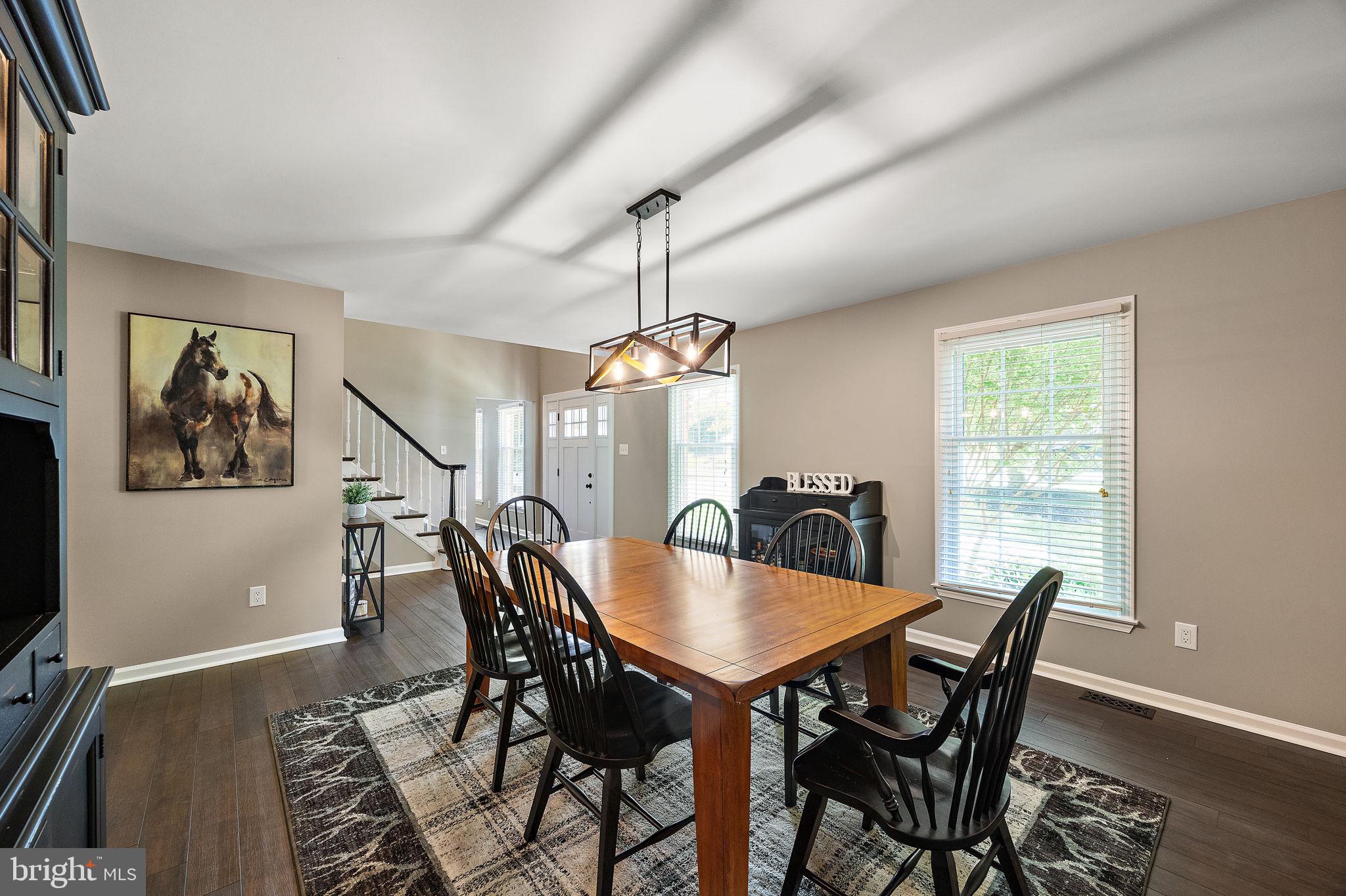 15 FARMINGTON CIRCLE