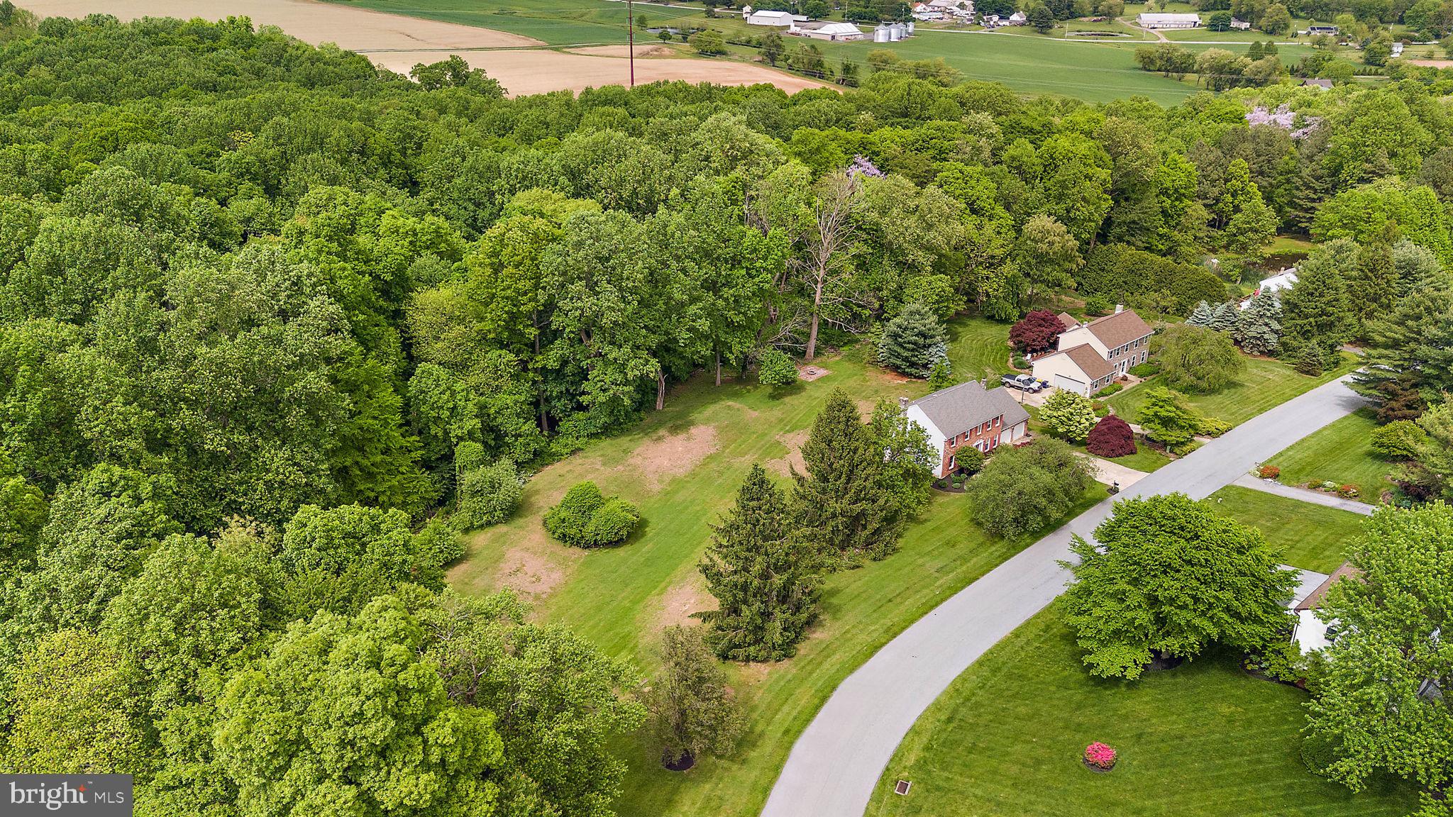 15 FARMINGTON CIRCLE