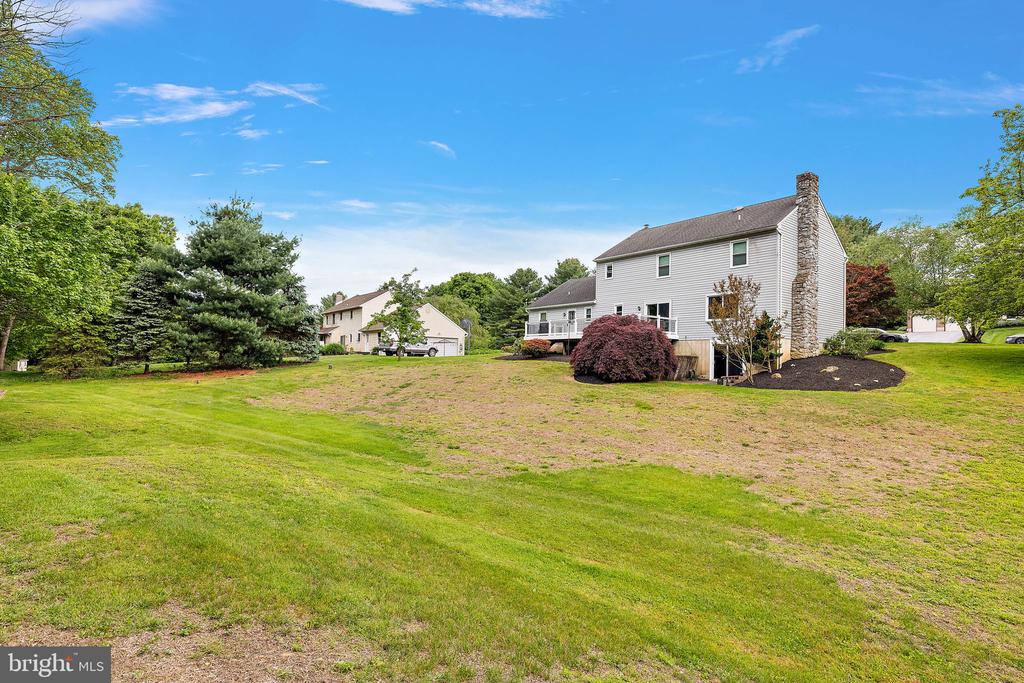15 FARMINGTON CIRCLE