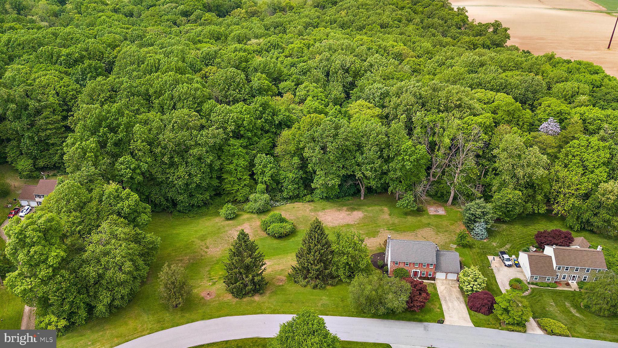 15 FARMINGTON CIRCLE