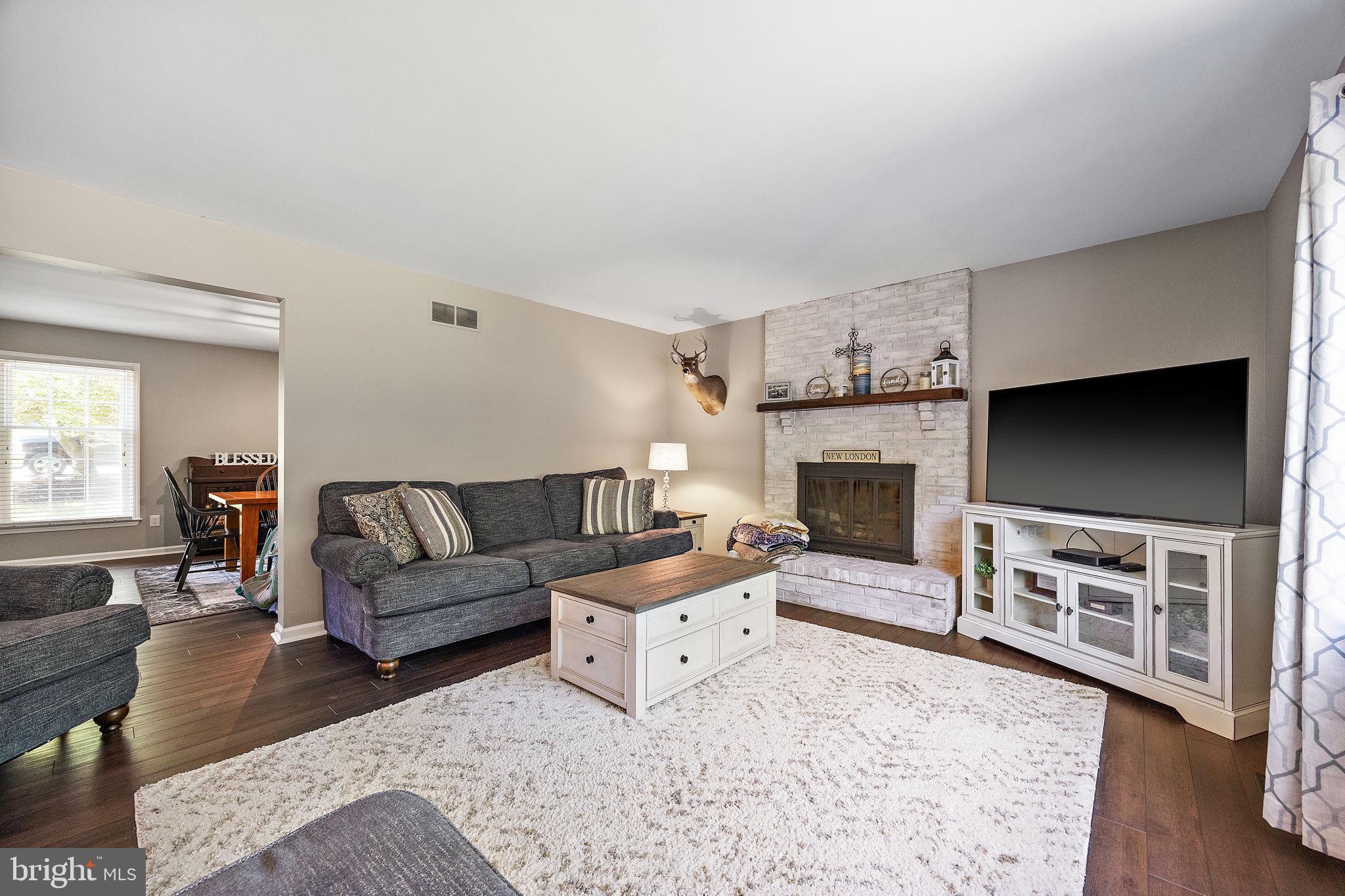 15 FARMINGTON CIRCLE