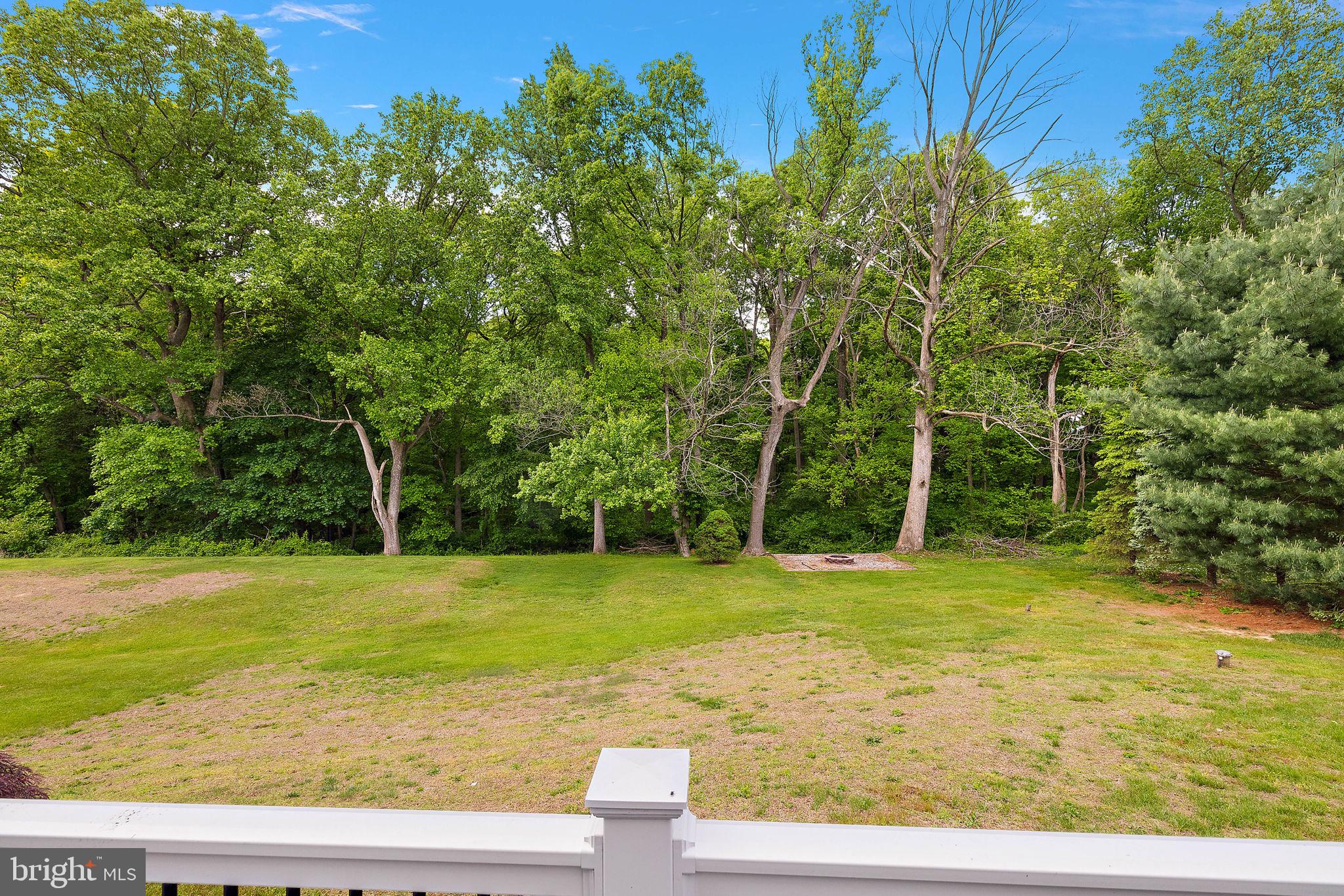 15 FARMINGTON CIRCLE