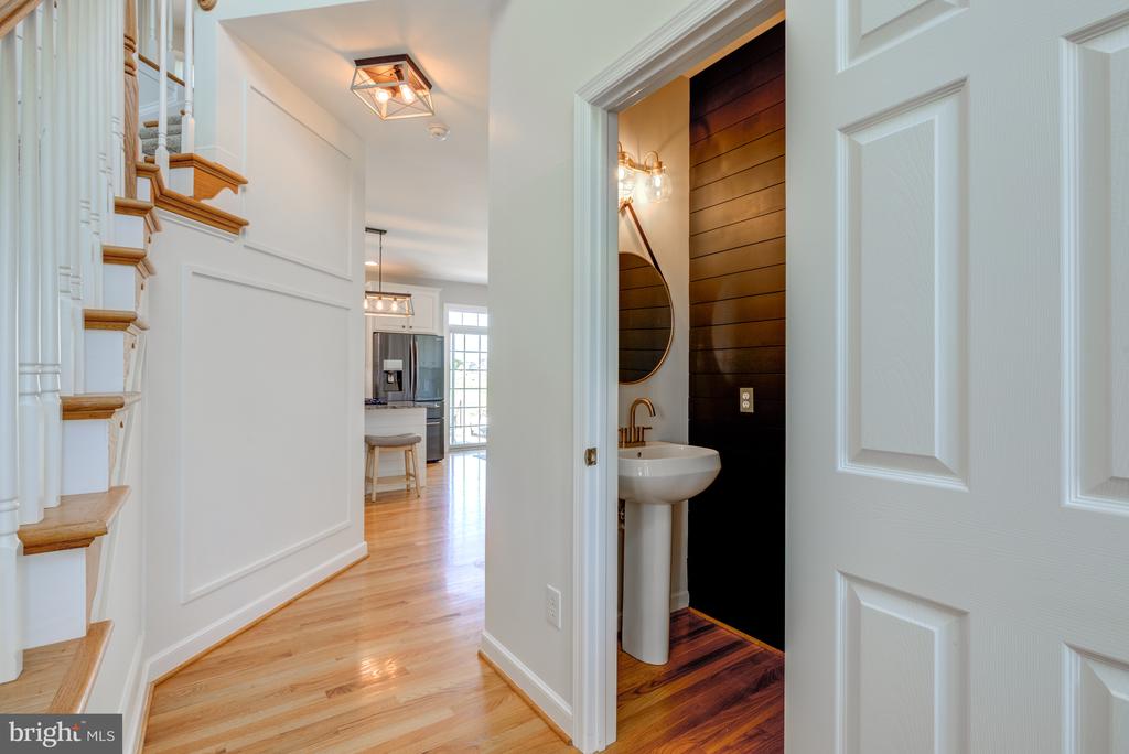 109 TURNBERRY DRIVE