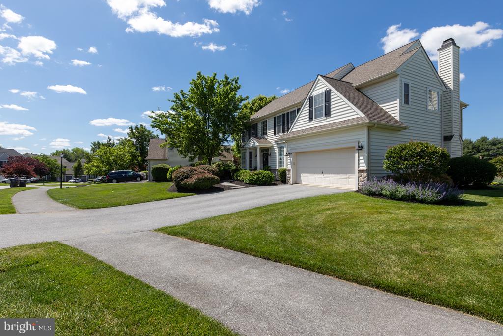 109 TURNBERRY DRIVE