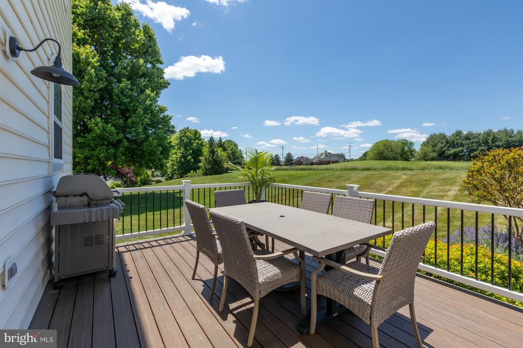 109 TURNBERRY DRIVE