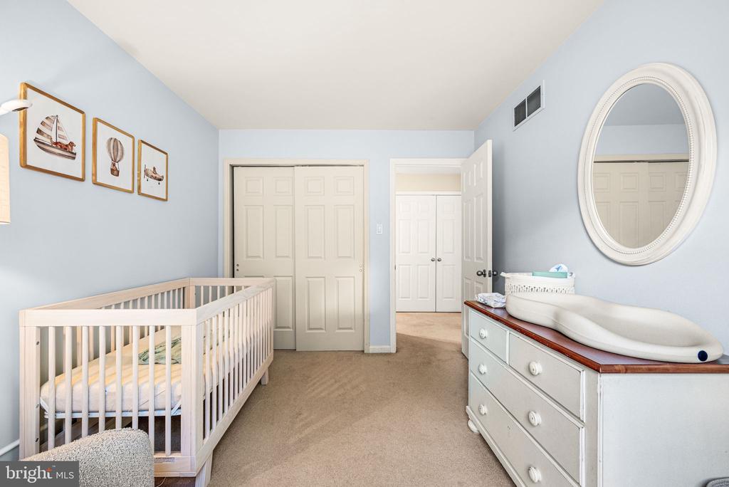 822 BRETTINGHAM COURT Unit: 909