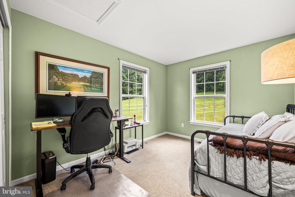 822 BRETTINGHAM COURT Unit: 909