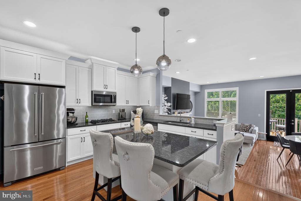 308 REDBUD LANE