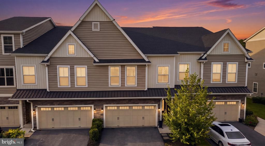 308 REDBUD LANE