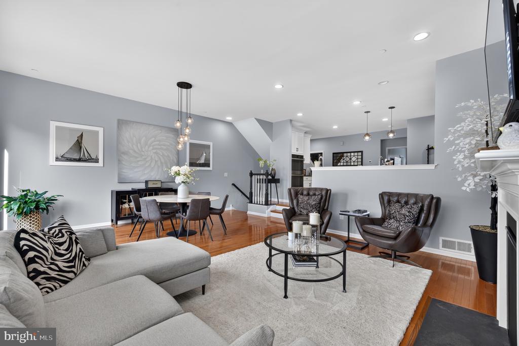 308 REDBUD LANE