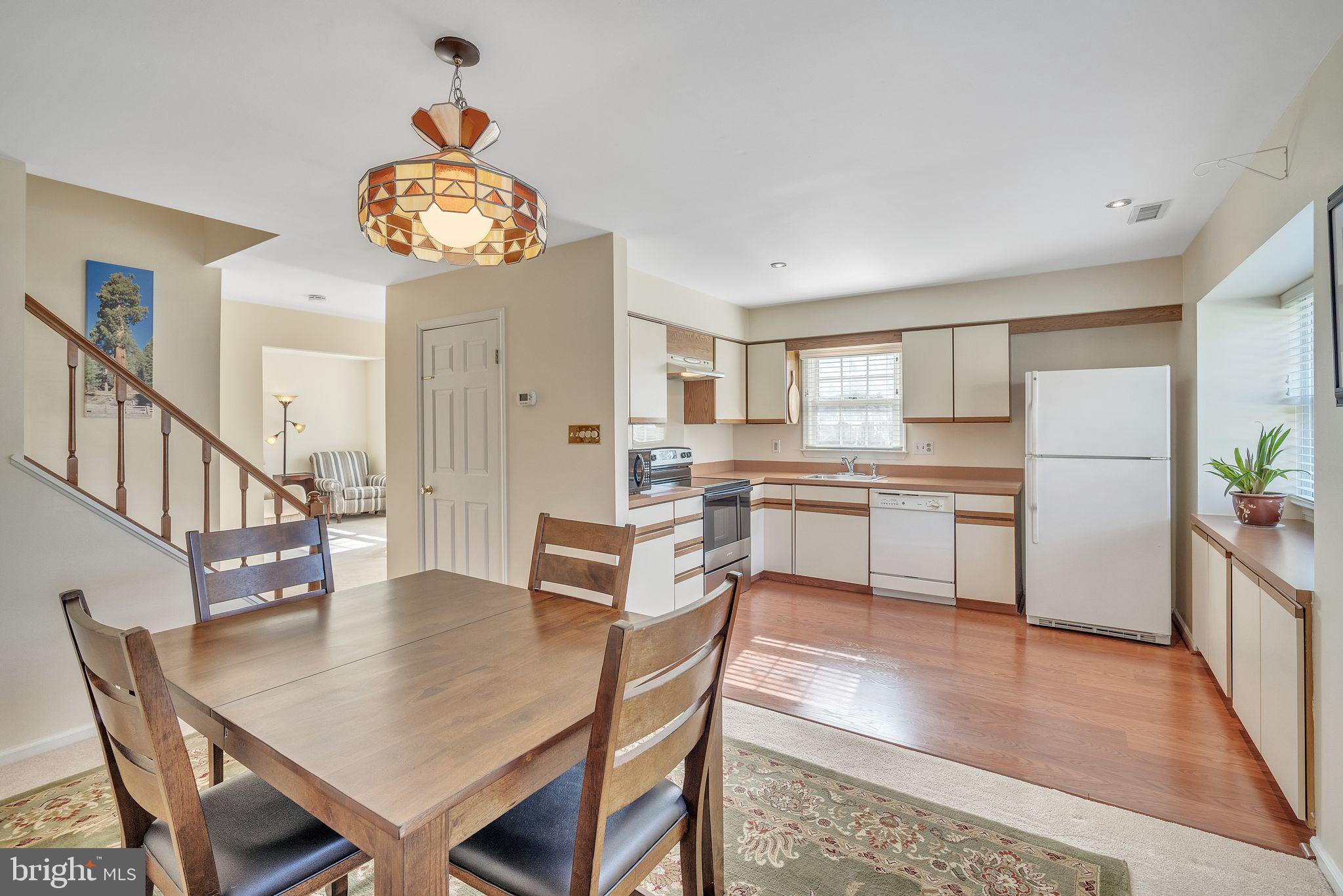 1501 N GLEN DRIVE