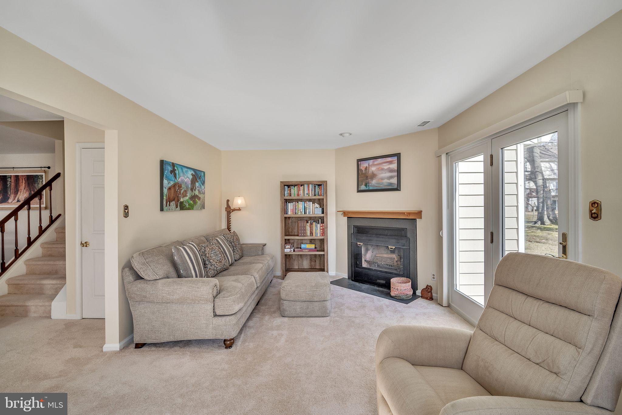1501 N GLEN DRIVE