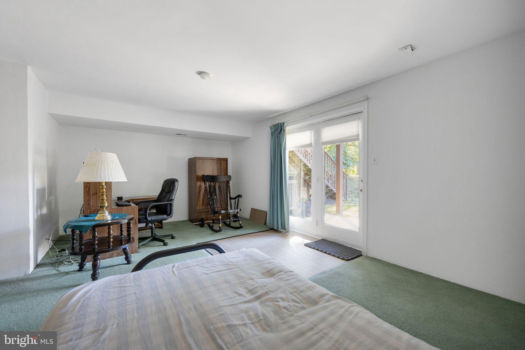 2404 WINDFIELD COURT 2404