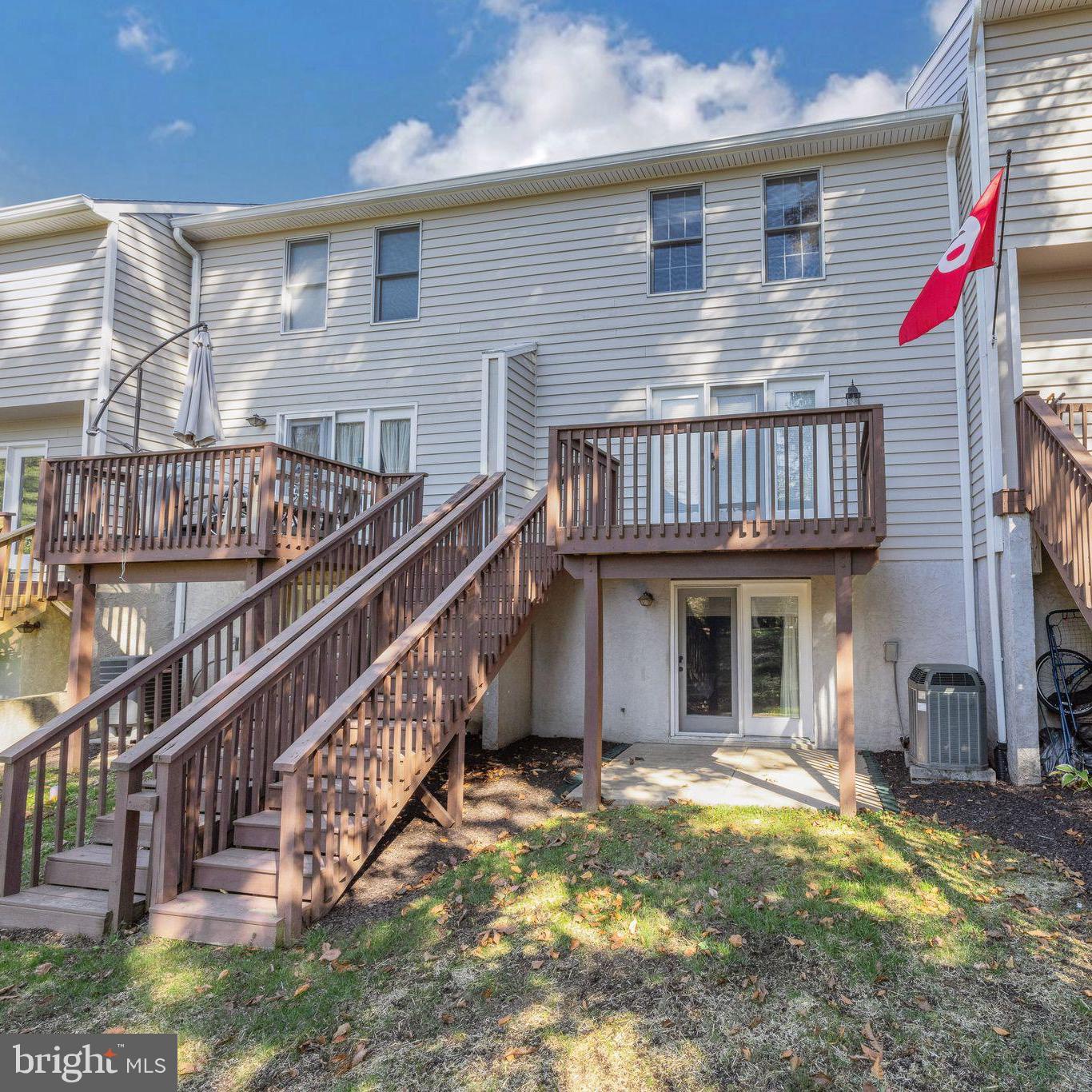 2404 WINDFIELD COURT 2404