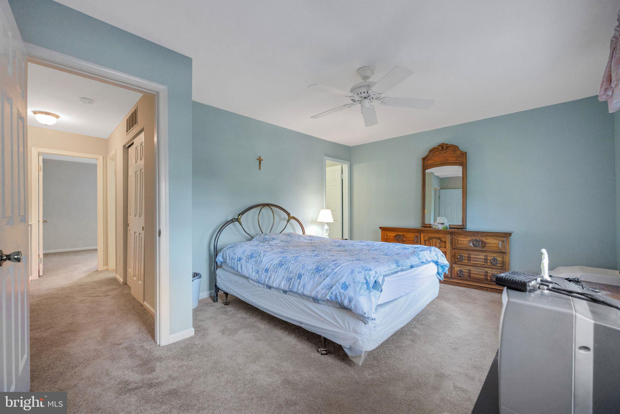 2404 WINDFIELD COURT 2404