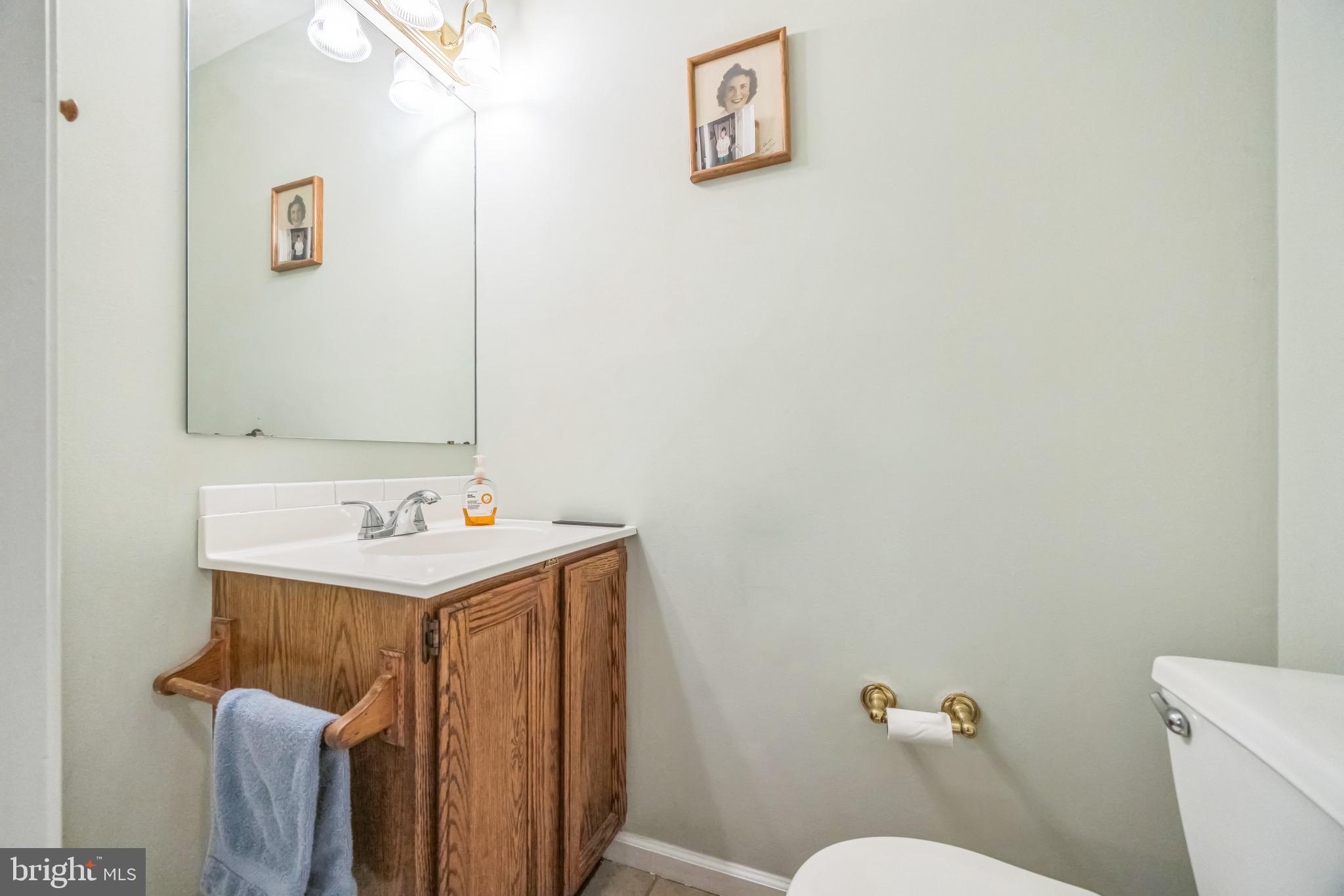 2404 WINDFIELD COURT 2404