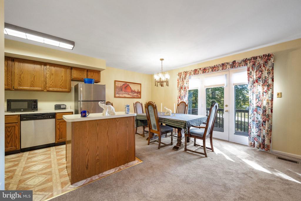 2404 WINDFIELD COURT 2404