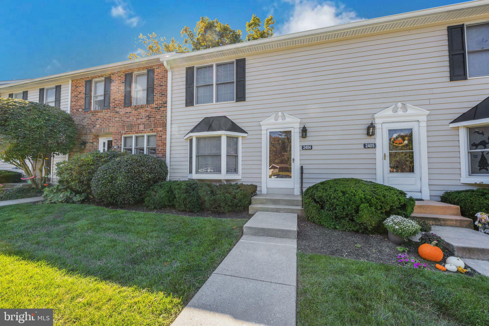 2404 WINDFIELD COURT 2404