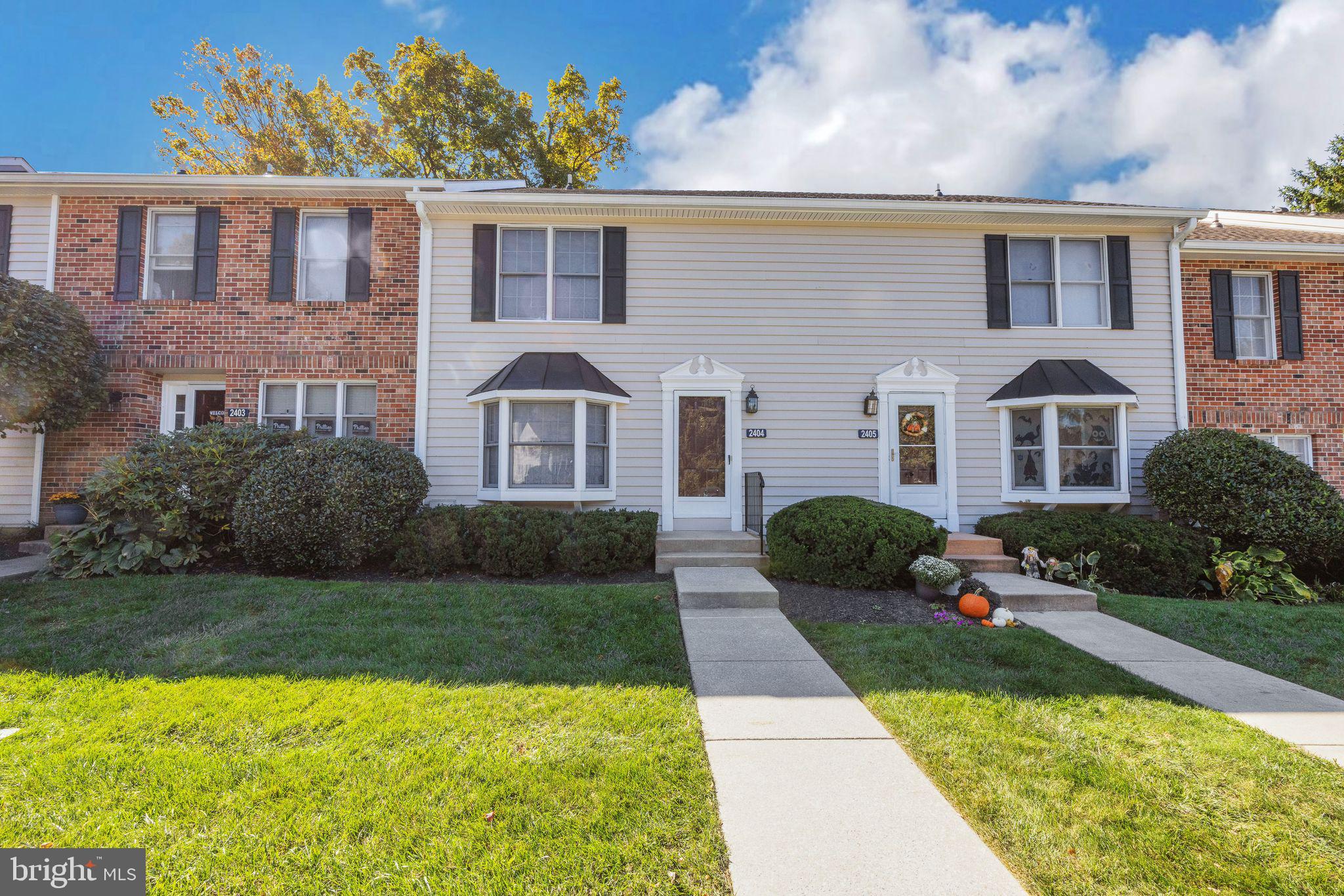 2404 WINDFIELD COURT 2404