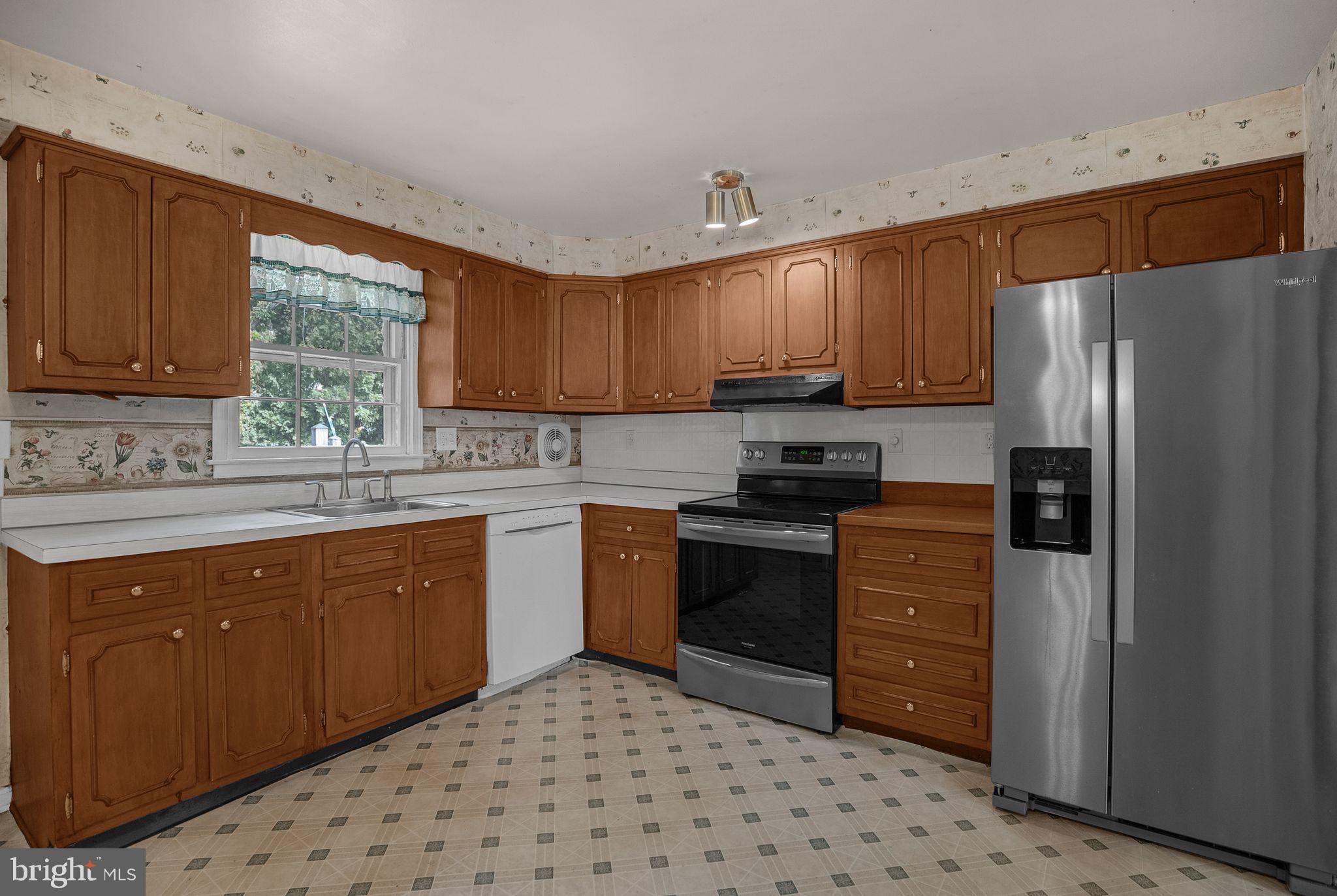 71 CLAYTON PARK DRIVE
