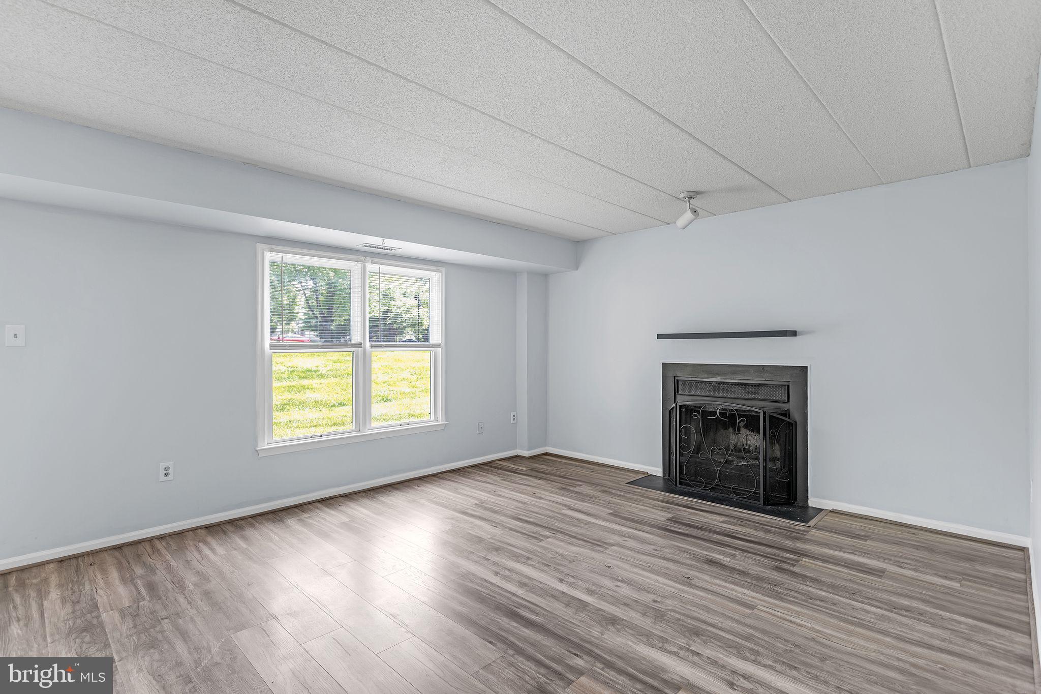 2307 WINDFIELD 2307