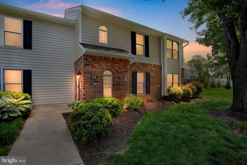 2307 WINDFIELD 2307