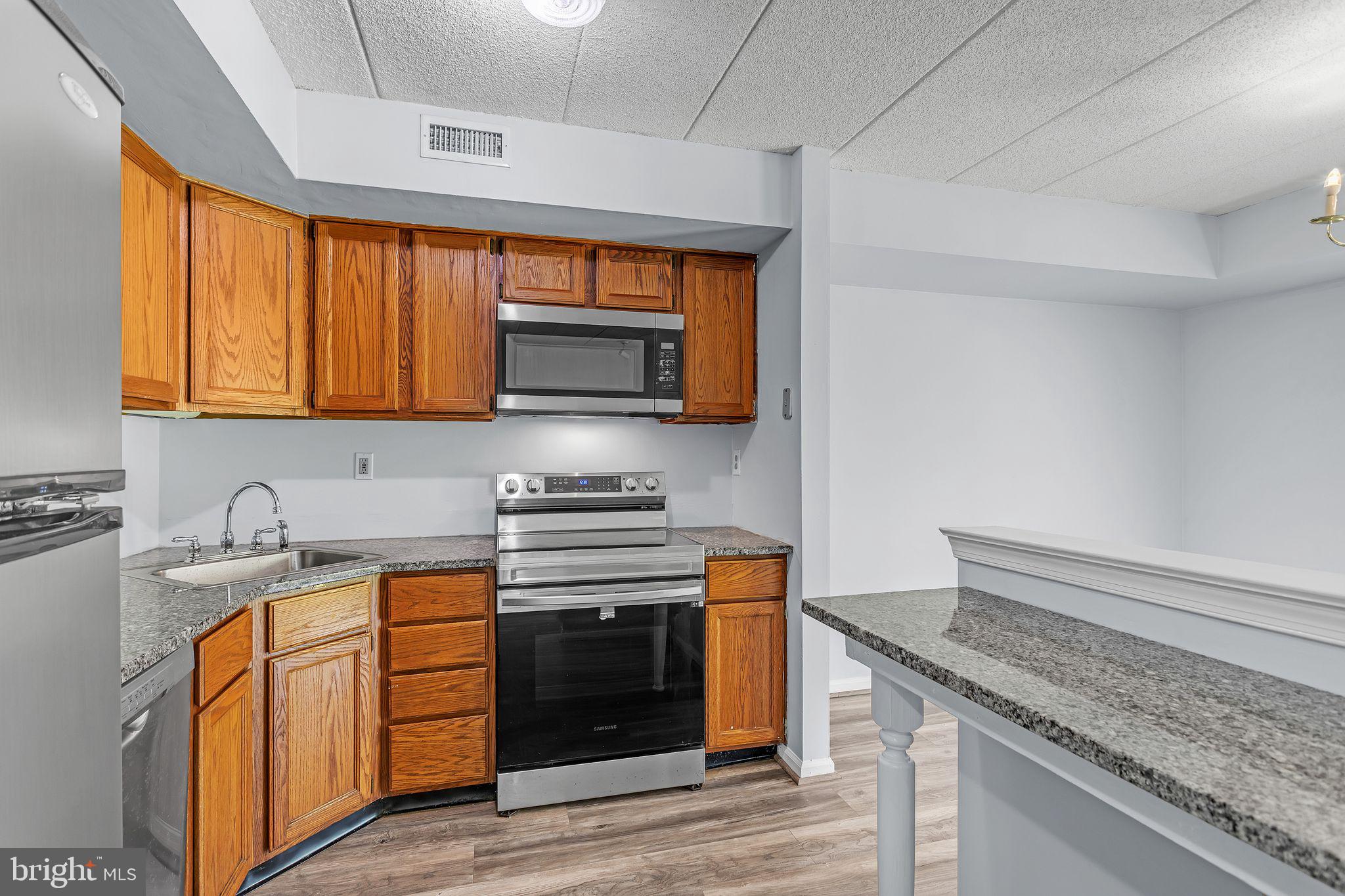 2307 WINDFIELD 2307