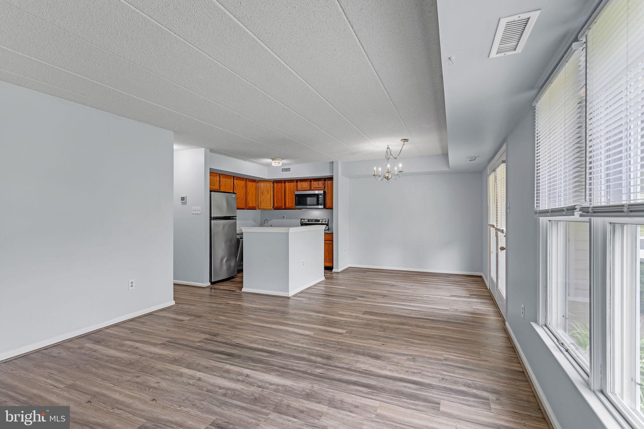 2307 WINDFIELD 2307