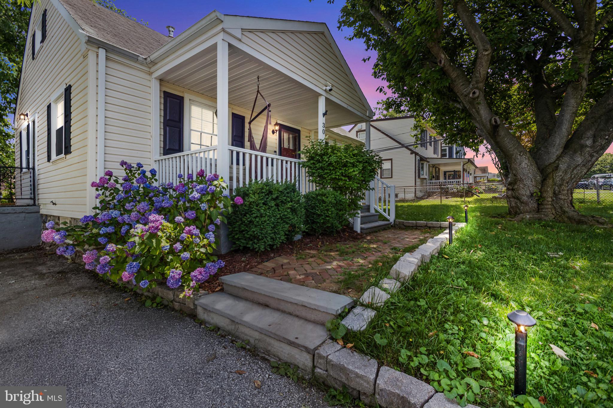 30 NEELD LANE
