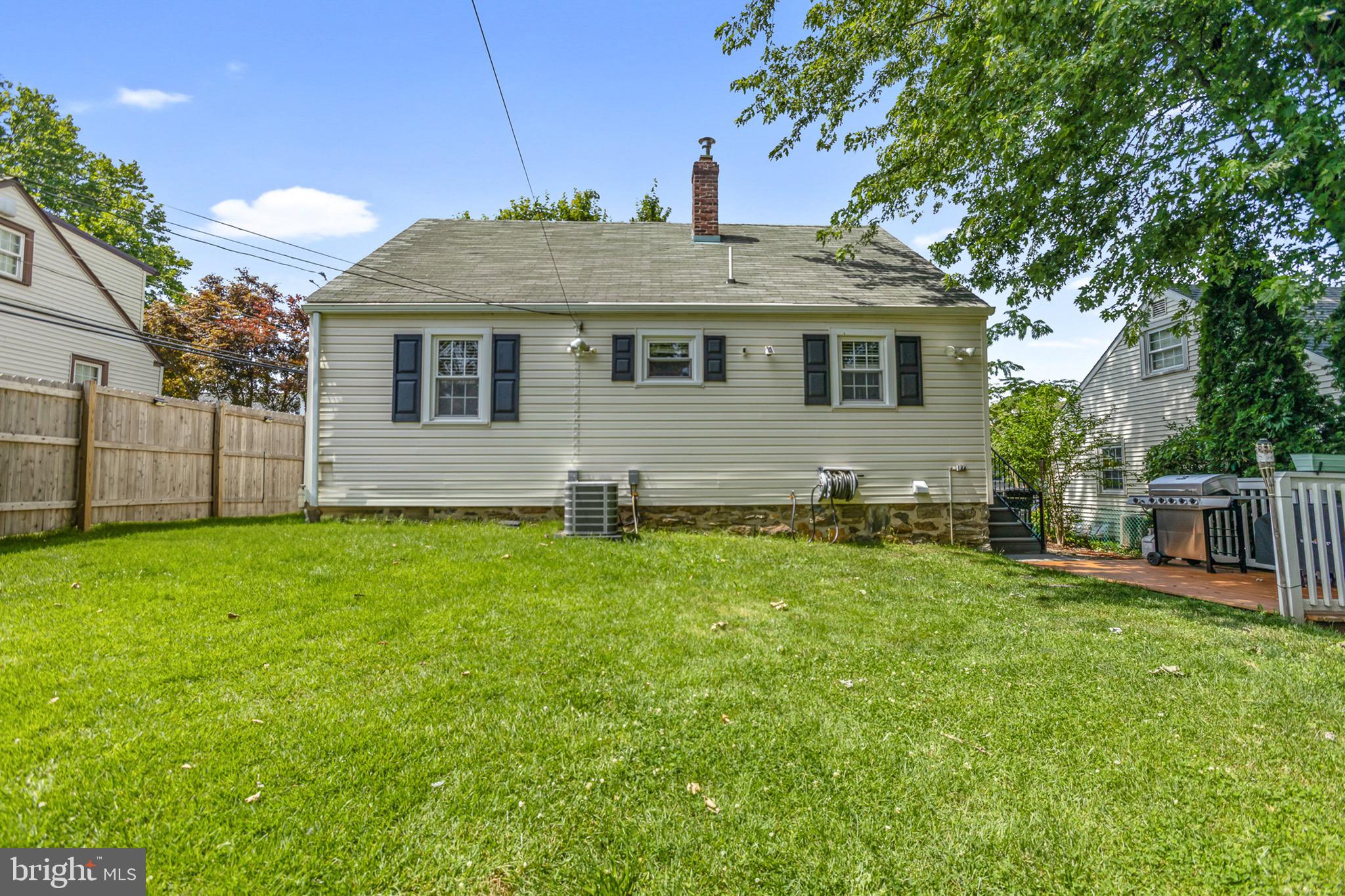 30 NEELD LANE