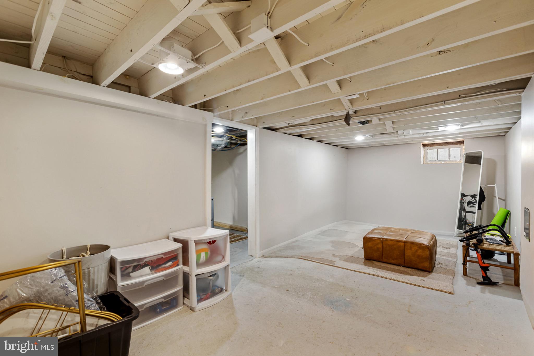 30 NEELD LANE