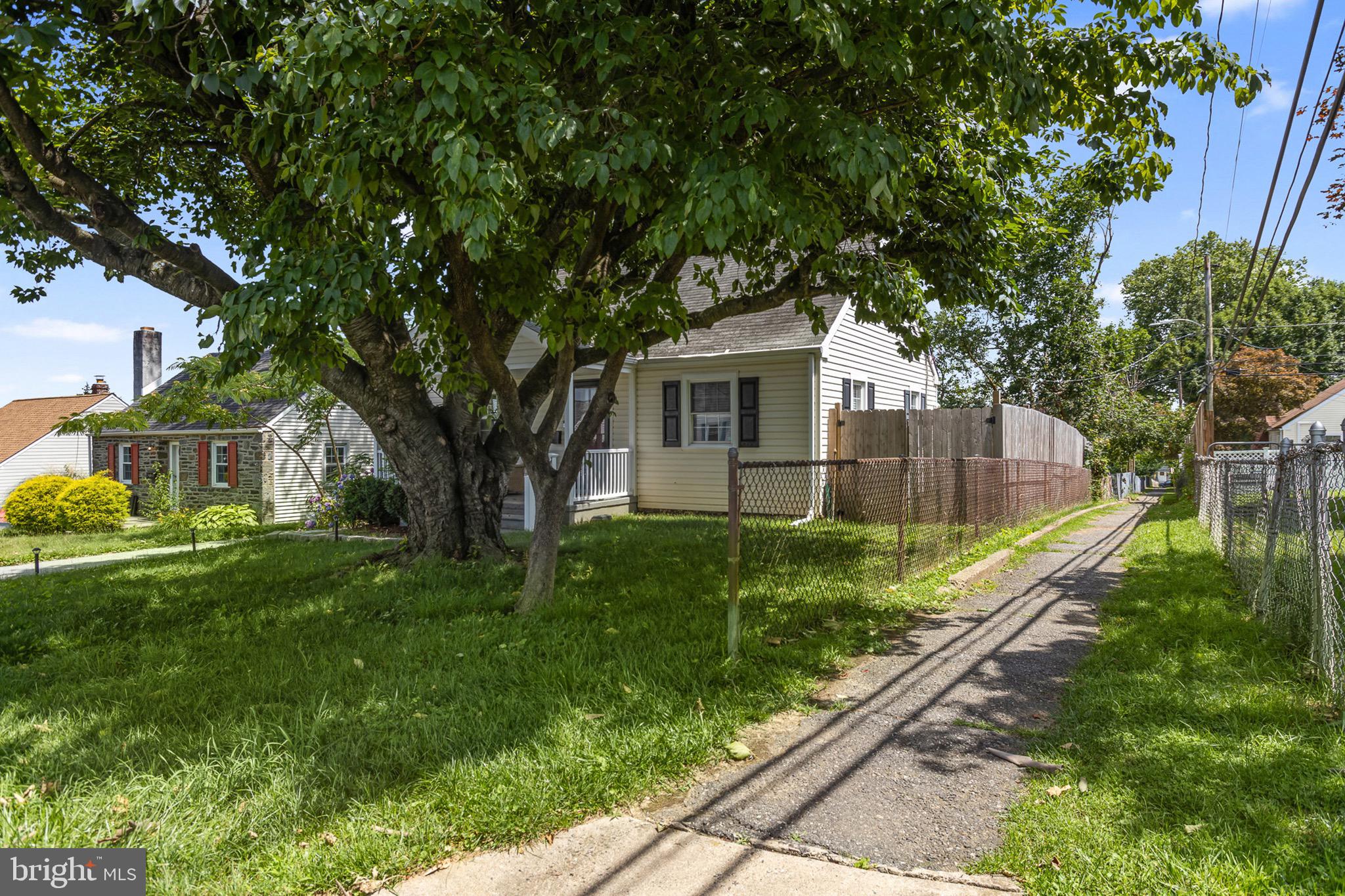 30 NEELD LANE