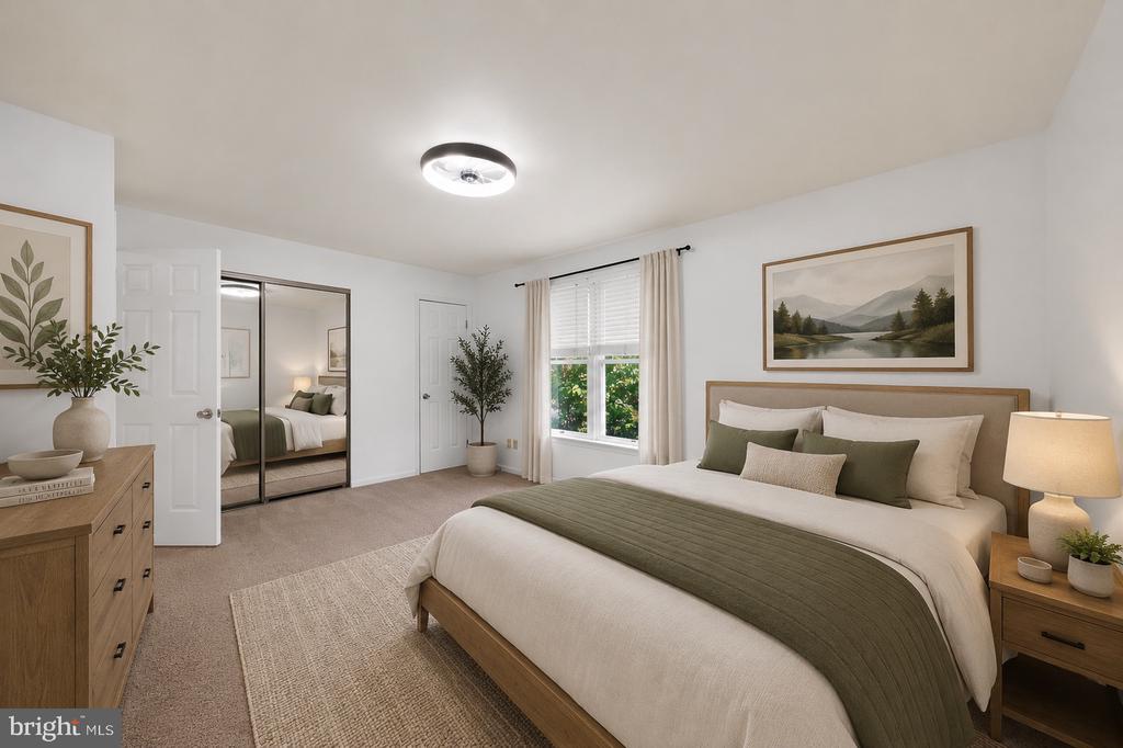 1005 N GLEN DRIVE 1005